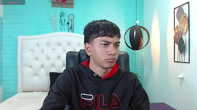 markbowie online show from November 9, 12:31 pm