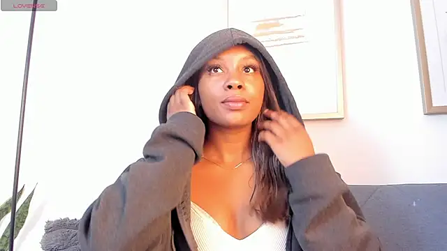 Snapshot of Coco_joness chatting on October 16, 5:32 pm Coco joness online show from October 16, 5:32 pm