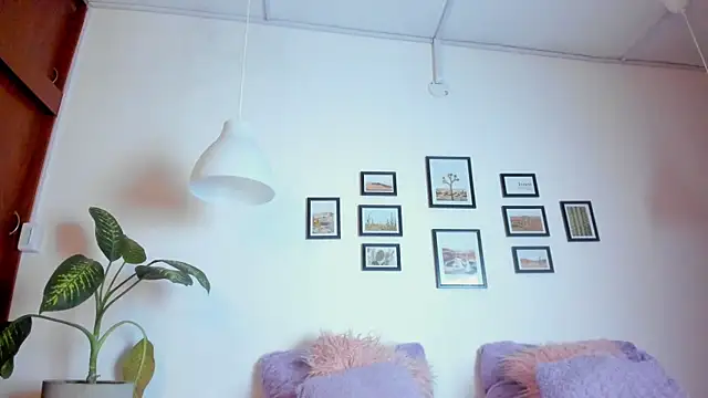 Snapshot of Coco_joness chatting on November 9, 7:51 pm Coco joness online show from November 9, 7:51 pm