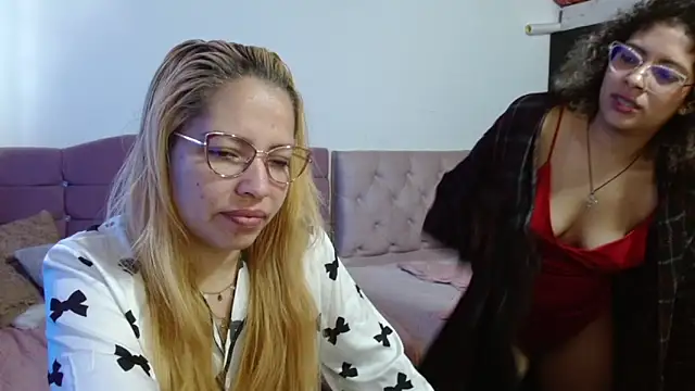 Snapshot of CATTALINAHOT chatting on January 31, 8:40 pm CATTALINAHOT online show from January 31, 8:40 pm