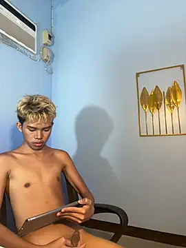 urcumjp online show from February 18, 1:25 am