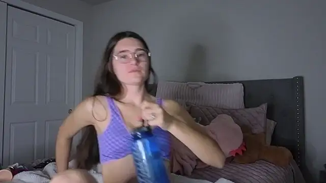 bambifarrina online show from November 30, 5:30 am