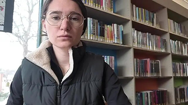 bambifarrina online show from February 12, 3:45 pm