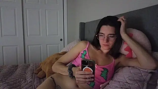 bambifarrina online show from November 15, 5:11 am