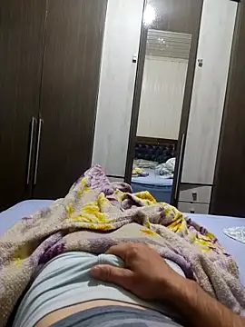 Snapshot of Gustavo198045 chatting on September 8, 11:26 pm Gustavo198045 online show from September 8, 11:26 pm