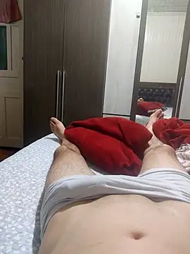 Snapshot of Gustavo198045 chatting on September 19, 1:31 am Gustavo198045 online show from September 19, 1:31 am