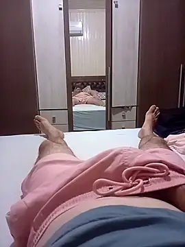 Gustavo198045 online show from March 11, 12:48 am