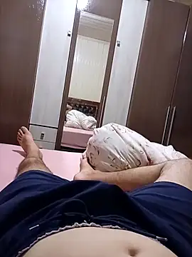 Gustavo198045 online show from February 14, 3:51 am