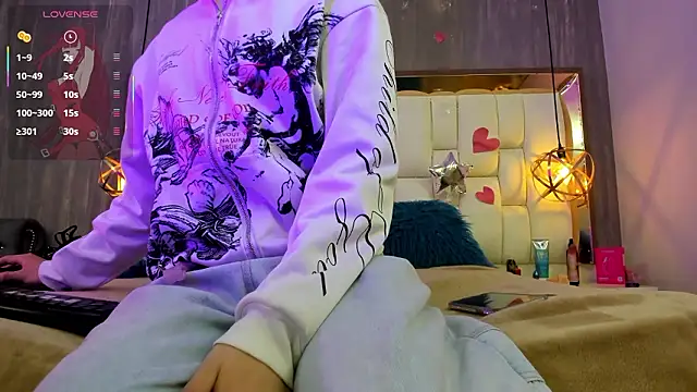 Foxxy Doll online show from March 6, 2:34 pm