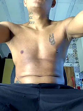 Snapshot of Novindot23cm chatting on December 4, 12:48 pm Novindot23cm online show from December 4, 12:48 pm