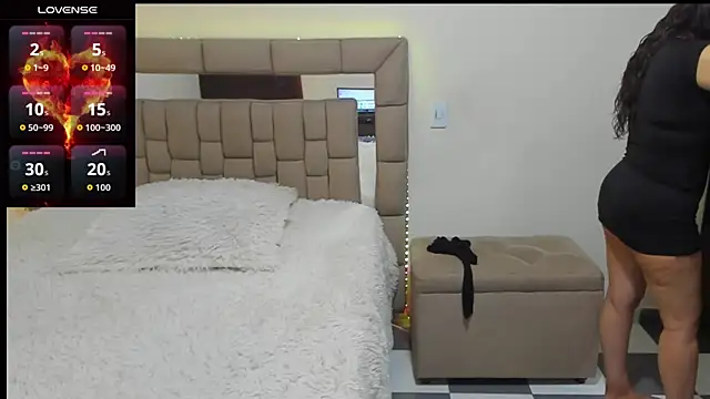 gabrielaponce11 online show from September 23, 10:28 pm