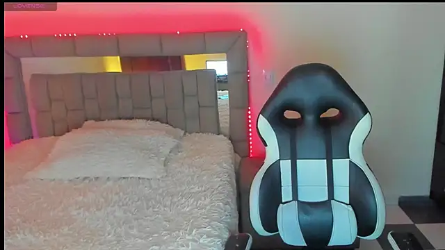 gabrielaponce11 online show from September 25, 12:05 am