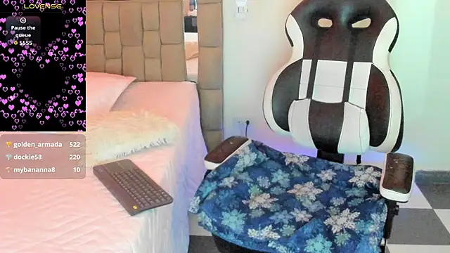 gabrielaponce11 online show from May 16, 2:54 am