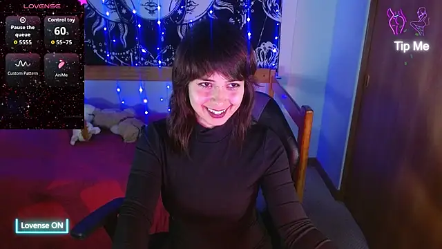 alisha17love online show from December 1, 2:23 am
