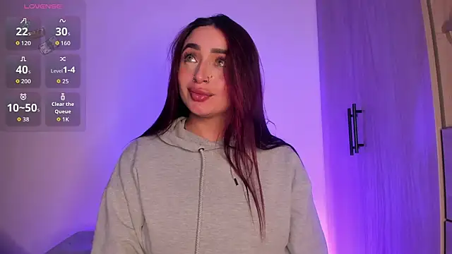 Snapshot of scarlett_Collinss chatting on February 11, 4:01 am scarlett Collinss online show from February 11, 4:01 am