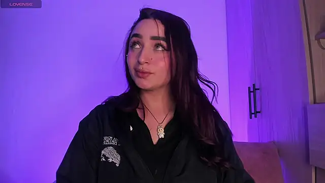 scarlett Collinss online show from November 26, 5:29 am