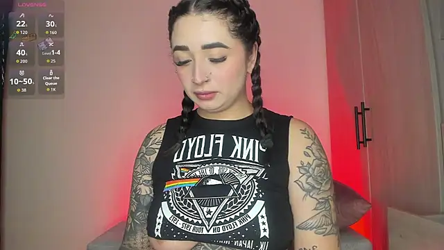 scarlett Collinss online show from May 11, 12:06 pm