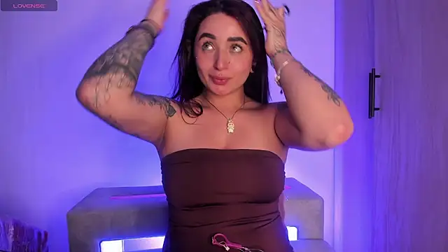 scarlett Collinss online show from November 18, 5:55 am