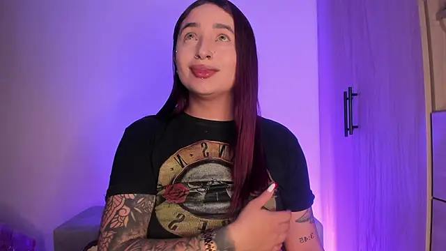 Snapshot of scarlett_Collinss chatting on February 14, 5:40 am scarlett Collinss online show from February 14, 5:40 am