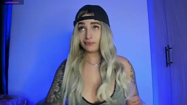 scarlett Collinss online show from October 6, 4:46 am