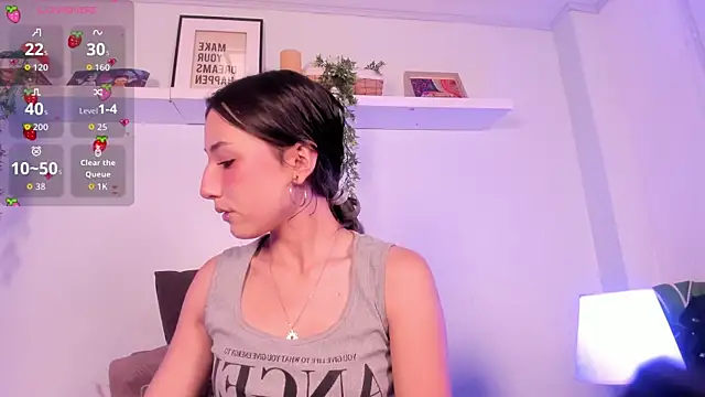 Snapshot of Vampgyal chatting on November 29, 12:11 am Vampgyal online show from November 29, 12:11 am