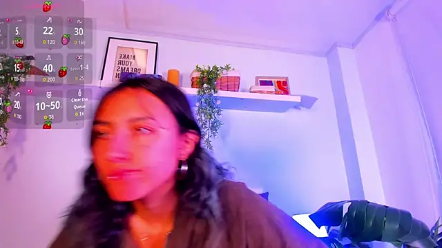 Snapshot of Vampgyal chatting on October 1, 8:02 pm Vampgyal online show from October 1, 8:02 pm