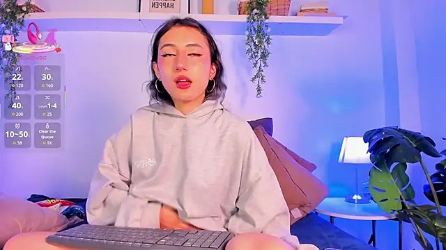 Snapshot of Vampgyal chatting on October 25, 12:10 am Vampgyal online show from October 25, 12:10 am