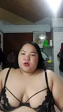 Snapshot of LianaCruzado chatting on July 30, 1:43 pm LianaCruzado online show from July 30, 1:43 pm