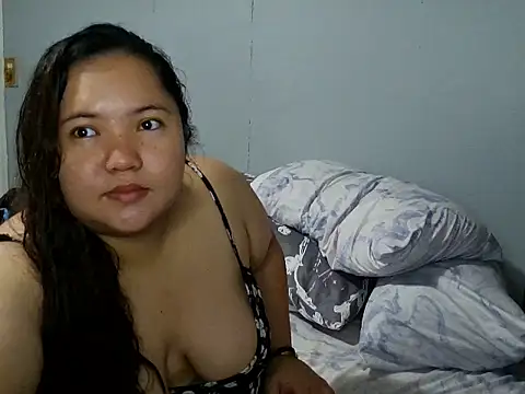 LianaCruzado online show from March 15, 12:23 pm