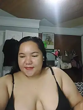 Snapshot of LianaCruzado chatting on July 7, 5:27 pm LianaCruzado online show from July 7, 5:27 pm