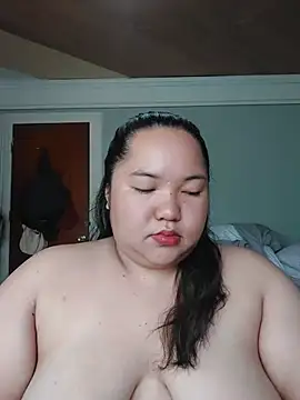 Snapshot of LianaCruzado chatting on June 1, 3:51 am LianaCruzado online show from June 1, 3:51 am