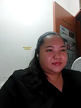 Snapshot of LianaCruzado chatting on May 8, 12:53 pm LianaCruzado online show from May 8, 12:53 pm