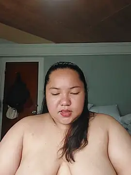 Snapshot of LianaCruzado chatting on May 29, 2:28 am LianaCruzado online show from May 29, 2:28 am