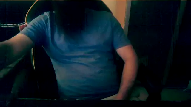 LondonMan1988 online show from April 17, 5:43 am