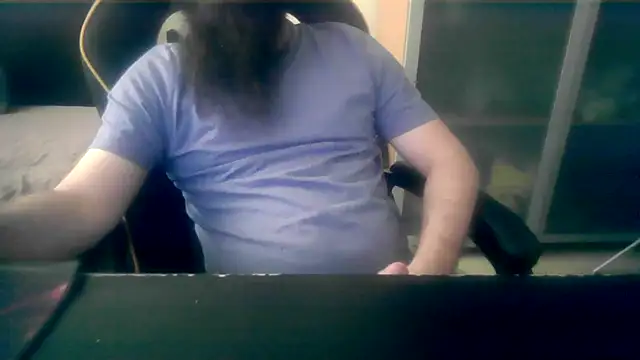 LondonMan1988 online show from April 3, 3:40 pm