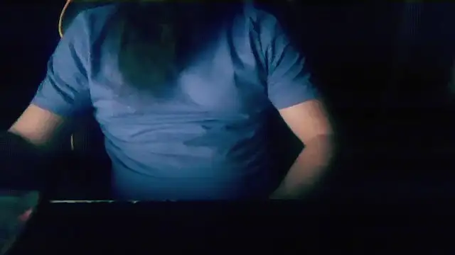 LondonMan1988 online show from November 24, 5:57 pm