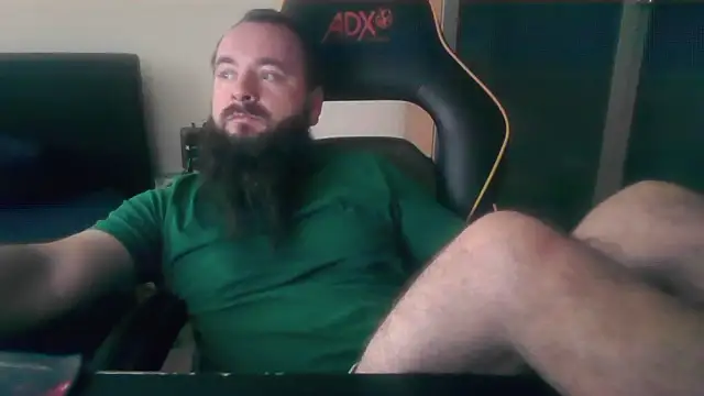 LondonMan1988 online show from November 28, 10:26 am