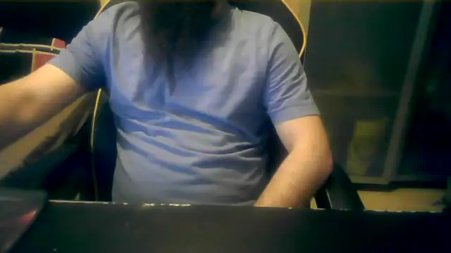 LondonMan1988 online show from April 14, 3:44 am