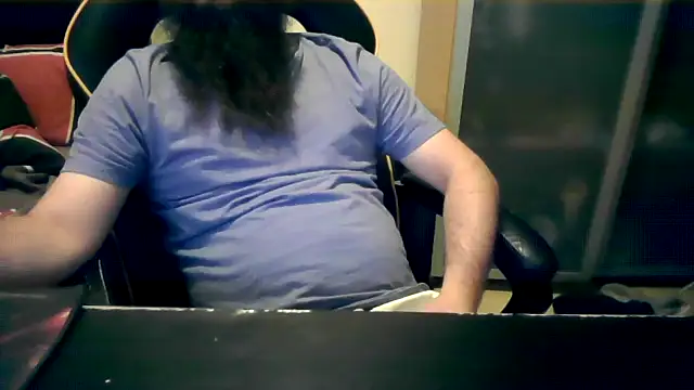 LondonMan1988 online show from June 2, 9:37 pm