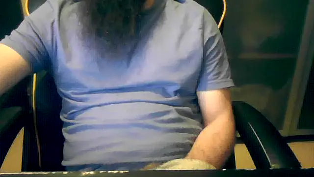 LondonMan1988 online show from March 25, 11:25 pm