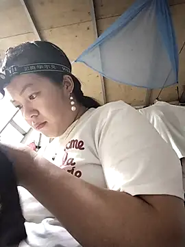 naop04 online show from November 4, 11:41 pm