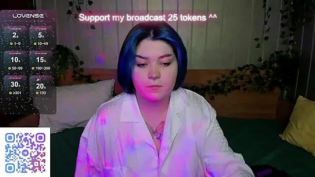 Alisa Monroe online show from October 6, 8:04 am