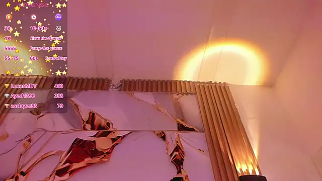 Snapshot of AgathaAtenea chatting on November 14, 12:36 am AgathaAtenea online show from November 14, 12:36 am