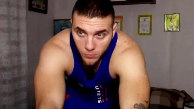 Jordan1Dior online show from December 2, 7:32 am