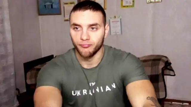 Jordan1Dior online show from December 5, 7:40 am