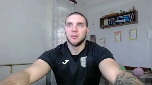 Jordan1Dior online show from March 15, 8:21 am