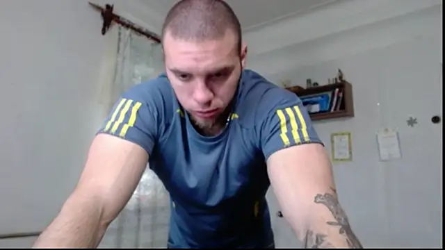 Jordan1Dior online show from April 23, 7:48 am