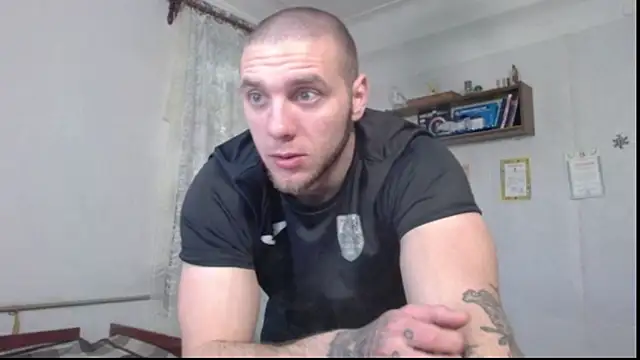 Jordan1Dior online show from April 17, 7:44 am