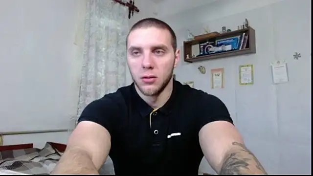 Jordan1Dior online show from April 15, 7:25 am