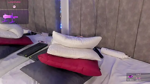 luna78hard online show from February 20, 6:19 am